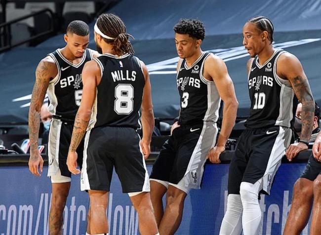 棒球与资产管理：解析球员合同中“延期支付”的利率陷阱