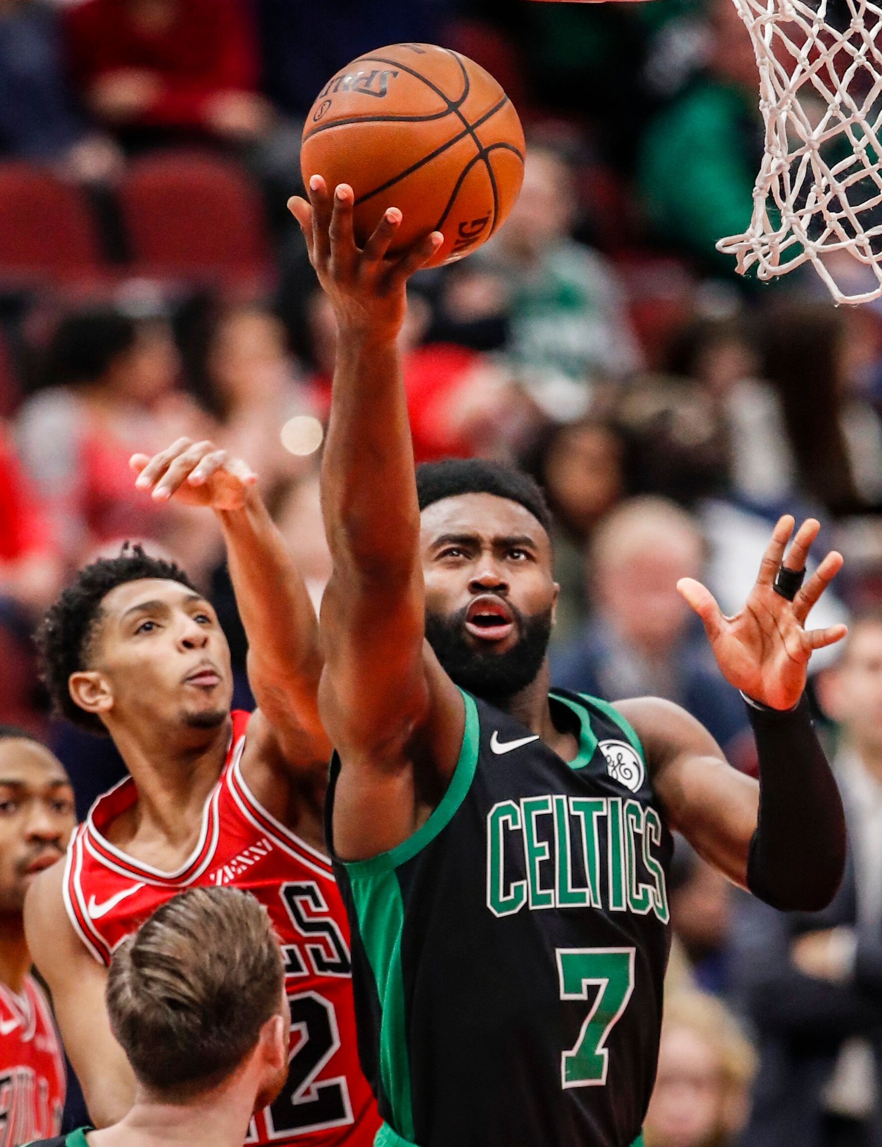 Faker调侃Ruler：光头的Ruler选手，吃了很多好吃的，但头发还是没长