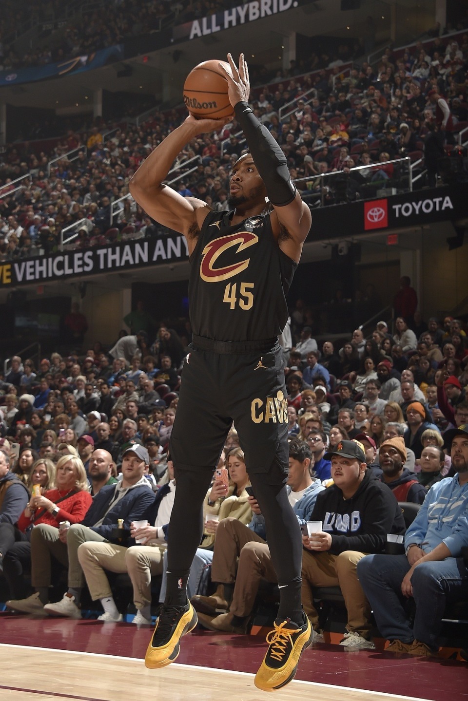 NBA：快船轰下全场最高比分 再夺胜利