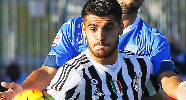 国家德比！巴萨女足发布对阵皇马海报，两队排名联赛前二