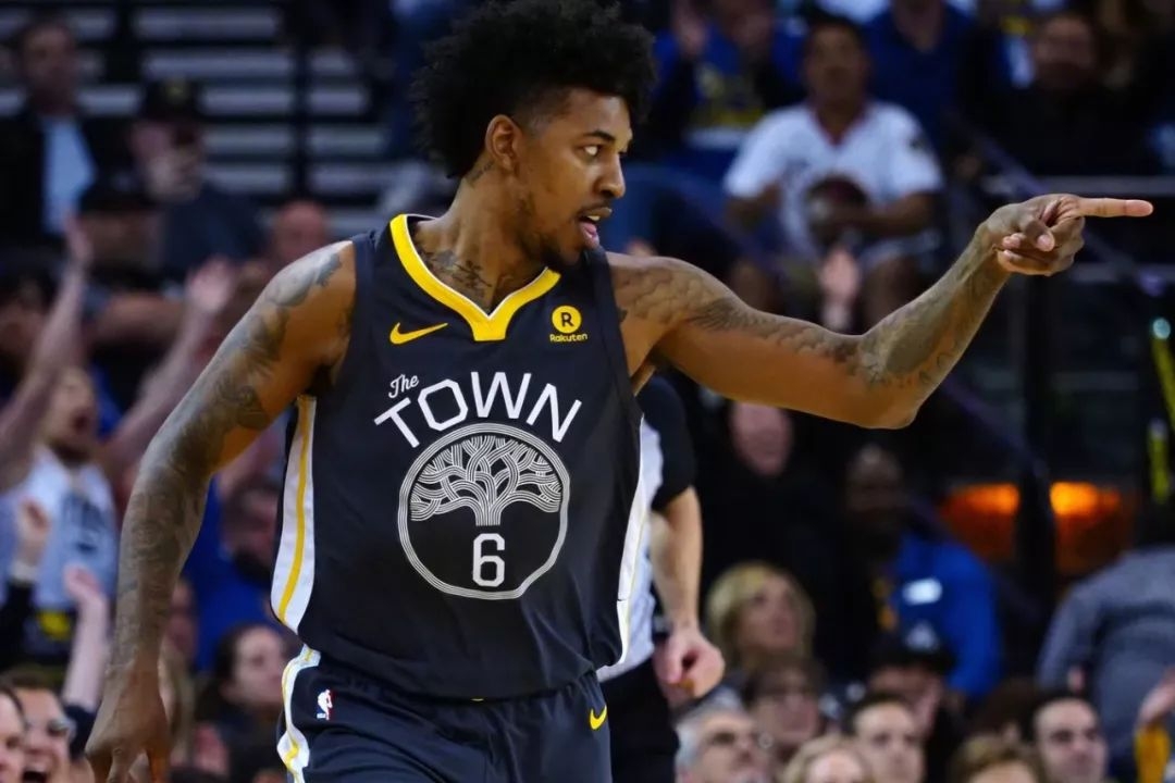 2025中超联赛各队排名折线图