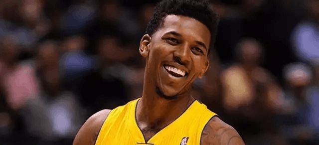 单板滑雪坡面障碍技巧亚洲杯吉林开赛 中日包揽前三