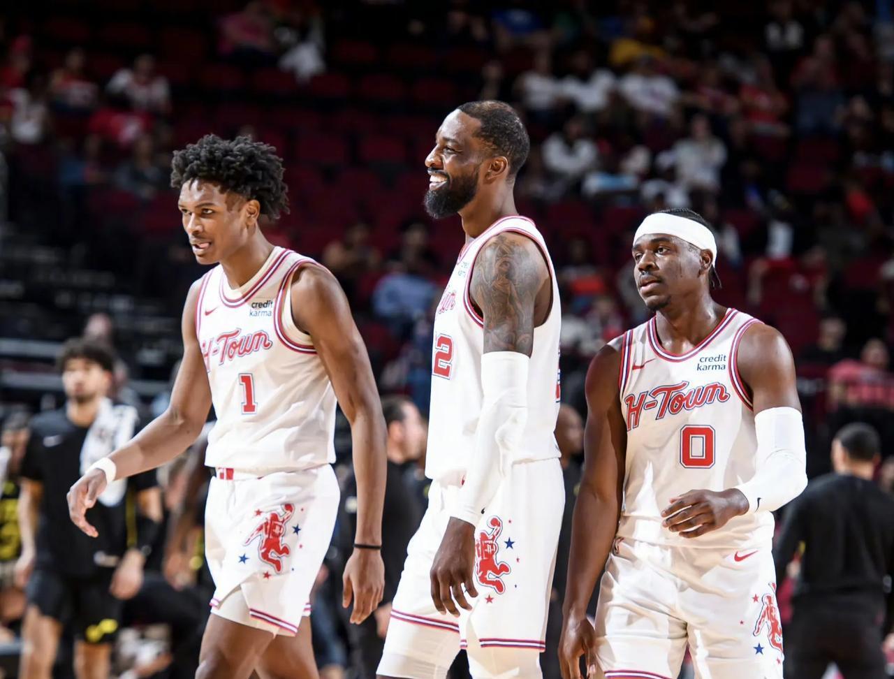 篮球NBA球员合约细节曝光，引发讨论